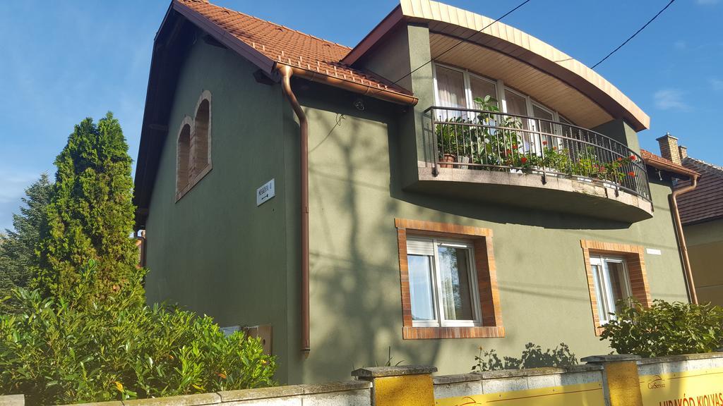Szigeti Apartmanhaz Pecs Exterior photo